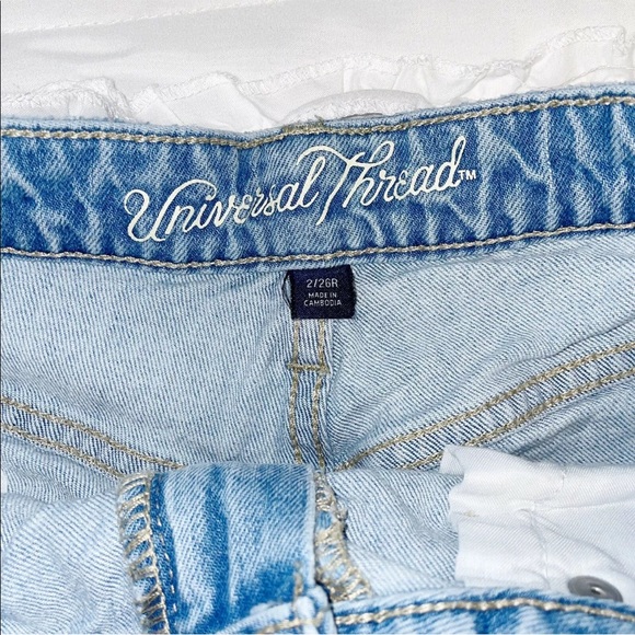 Universal Thread Cut Off Jean Shorts Size 2/26R Frayed Edge High Rise Shorts - Picture 3 of 4